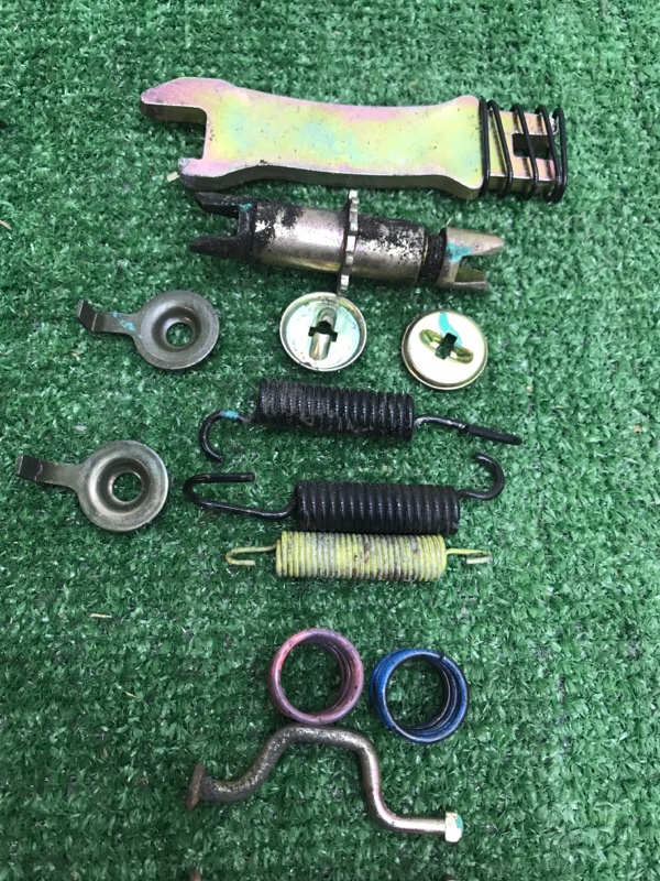 Комплект стояночного тормоза Toyota Estima 2003 ACR40W