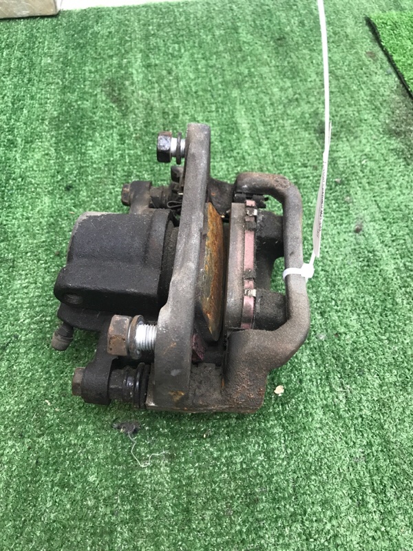 Суппорт тормозной Toyota Estima 2003 ACR40W