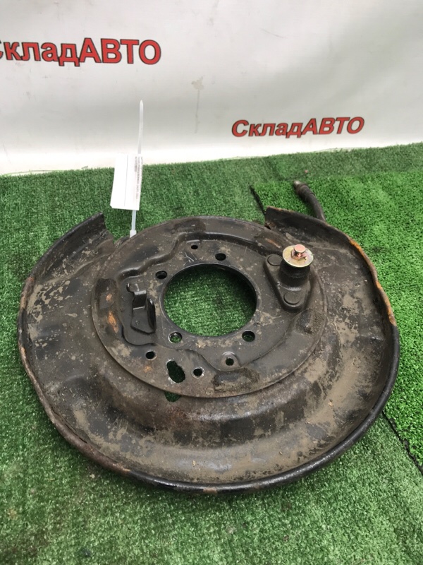 Щиток тормозного механизма Toyota Estima 2003 ACR40W