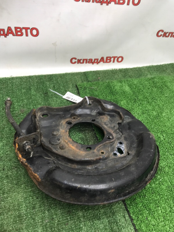 Щиток тормозного механизма Toyota Estima 2003 ACR40W