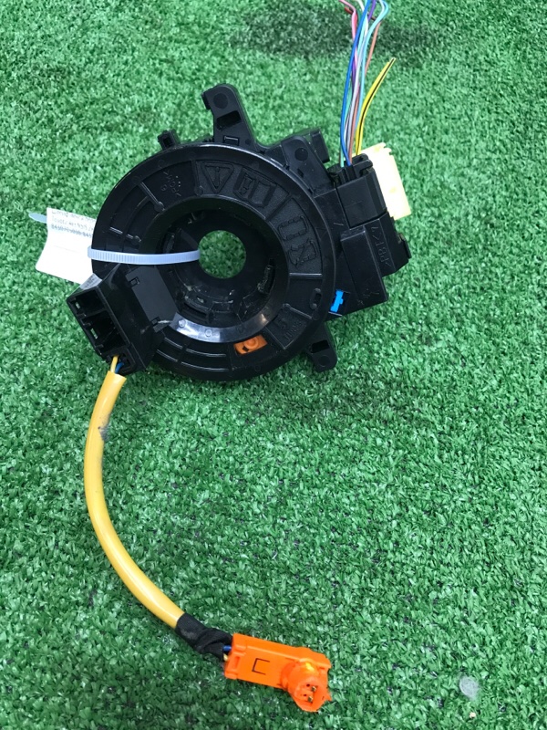 Шлейф-лента Toyota AVENSIS 2012 ZRT272