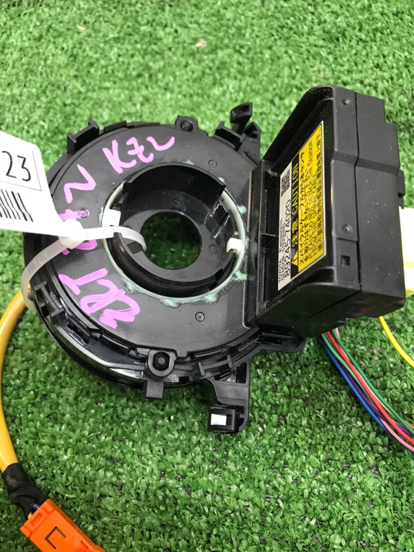 Шлейф-лента Toyota AVENSIS 2012 ZRT272