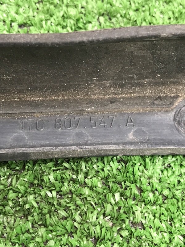 Брызговик VOLKSWAGEN Touran 2011 1T3