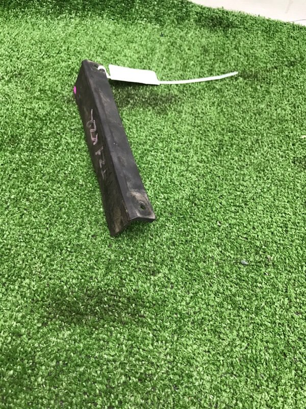 Брызговик VOLKSWAGEN Touran 2011 1T3