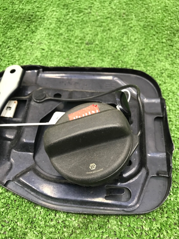 Лючок топливного бака Subaru Outback 2013 BRM