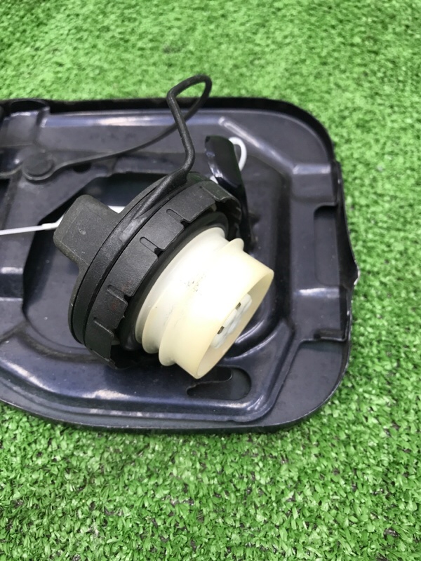 Лючок топливного бака Subaru Outback 2013 BRM