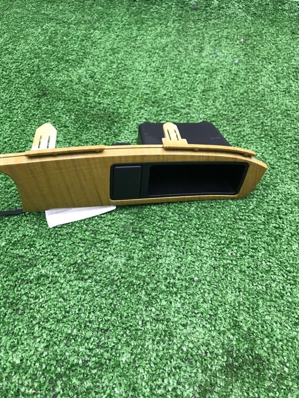 Консоль центральная Toyota Estima 2008 ACR50W