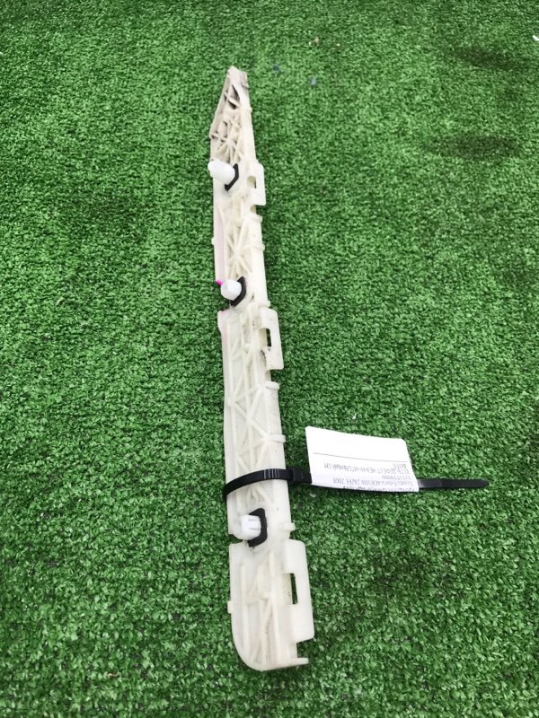 Кронштейн бампера Toyota Estima 2008 ACR50W