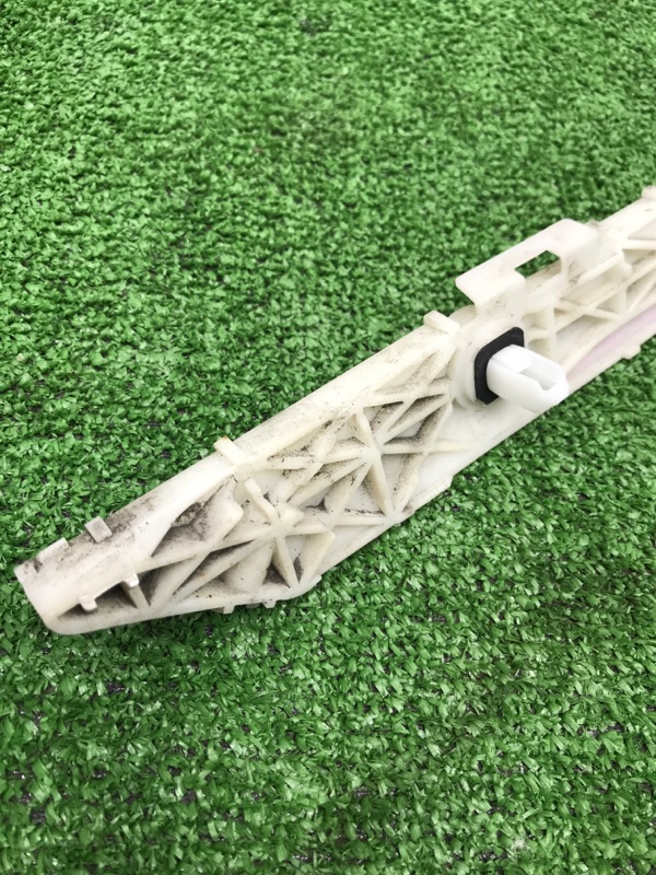 Кронштейн бампера Toyota Estima 2008 ACR50W