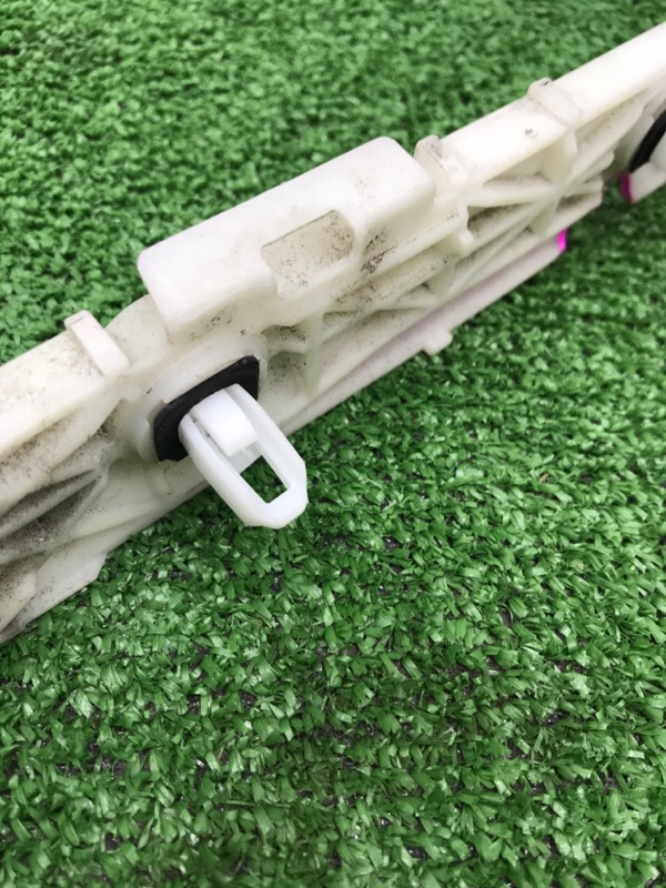 Кронштейн бампера Toyota Estima 2008 ACR50W