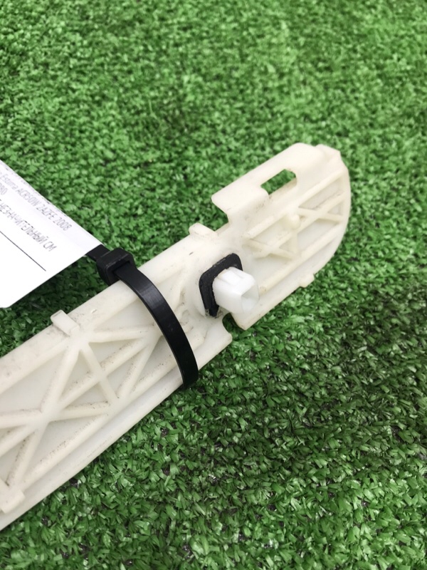 Кронштейн бампера Toyota Estima 2008 ACR50W