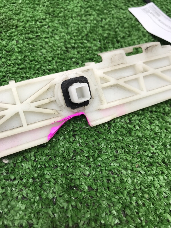 Кронштейн бампера Toyota Estima 2008 ACR50W