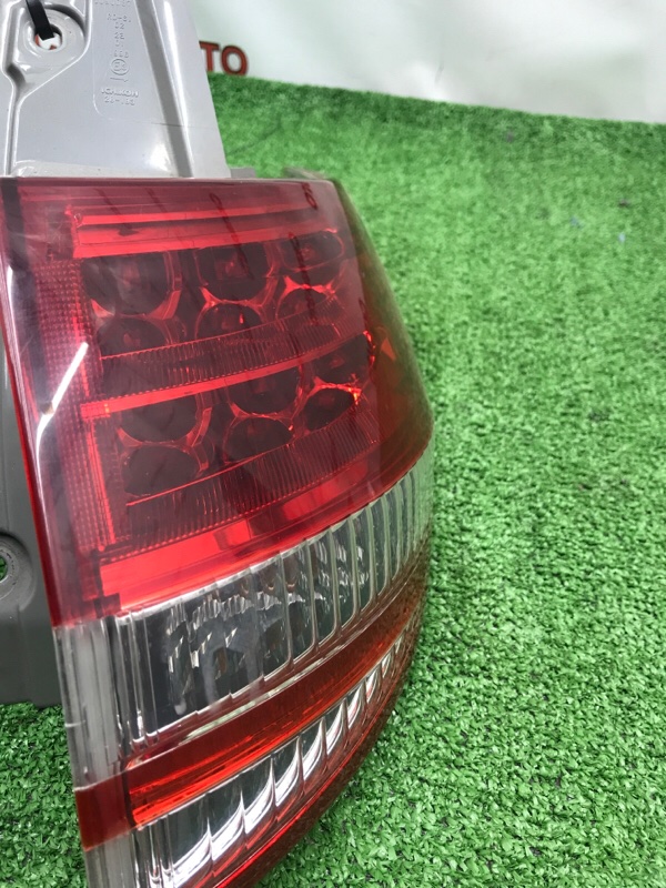 Фонарь наружний Toyota Estima 2008 ACR50W