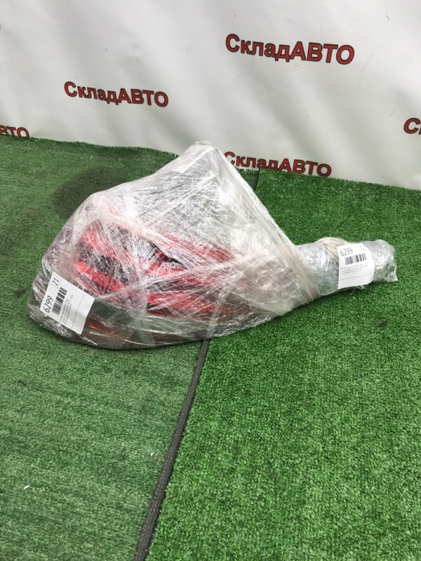 Фонарь наружний Toyota Estima 2008 ACR50W