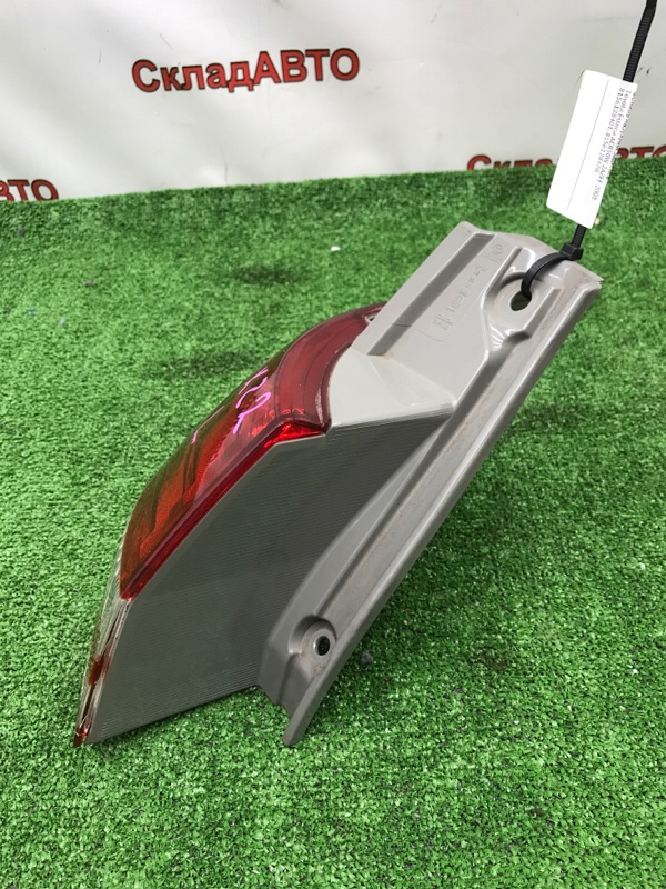 Фонарь наружний Toyota Estima 2008 ACR50W