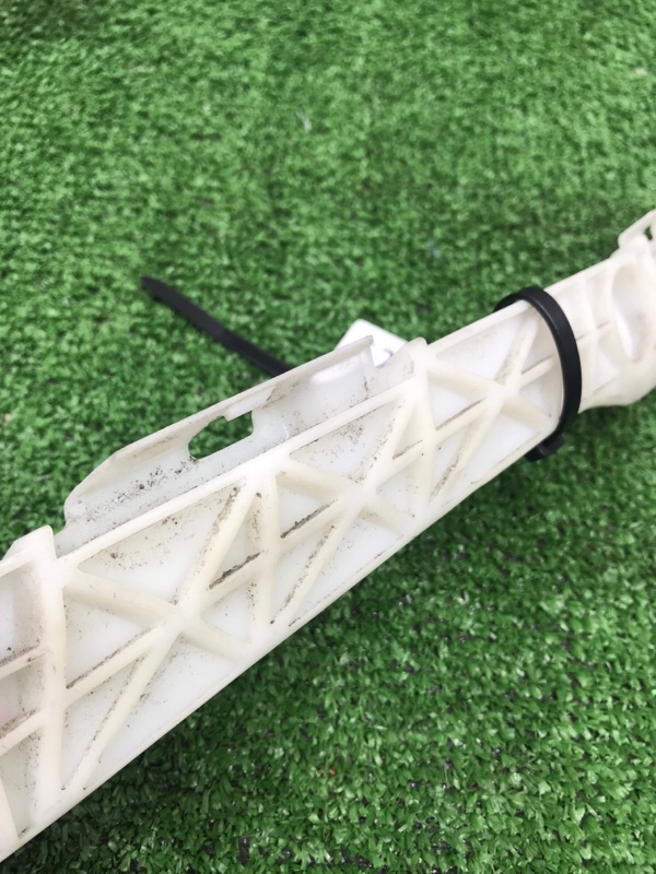 Кронштейн бампера Toyota Estima 2008 ACR50W