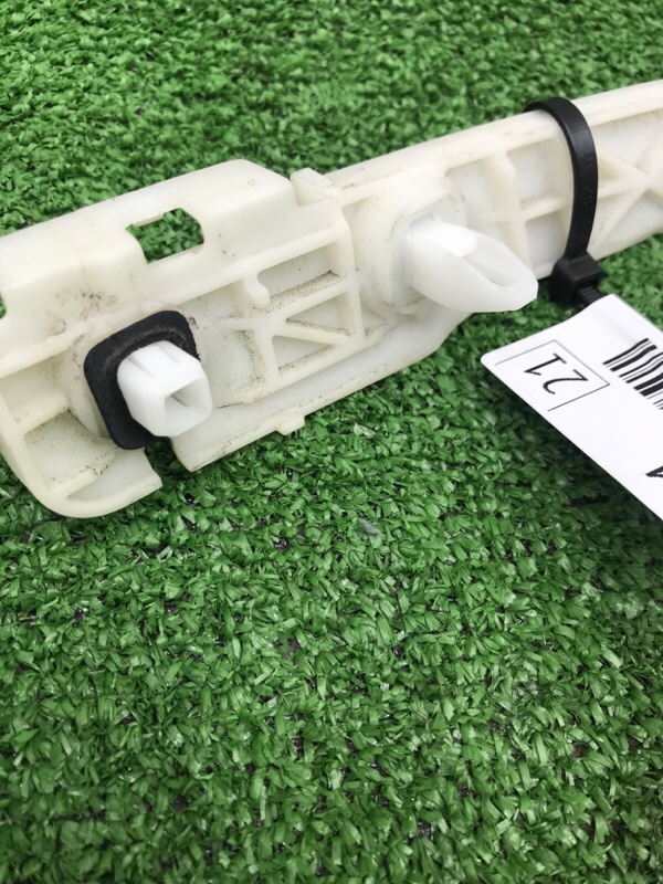 Кронштейн бампера Toyota Estima 2008 ACR50W