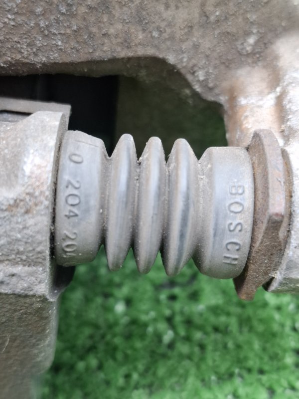 Суппорт тормозной Toyota Estima 2008 ACR50W