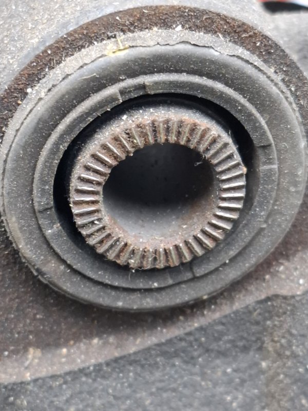 Кулак Toyota Camry 2006 ACV40