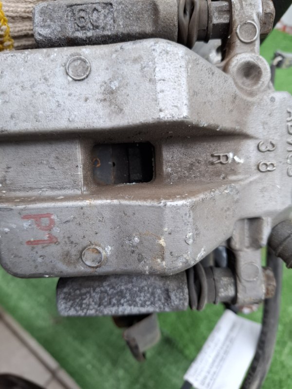 Кулак Toyota Camry 2006 ACV40