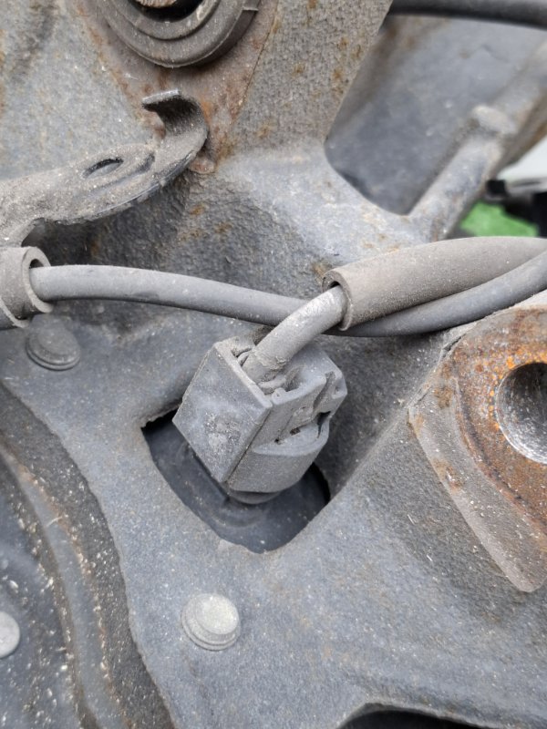 Кулак Toyota Camry 2006 ACV40