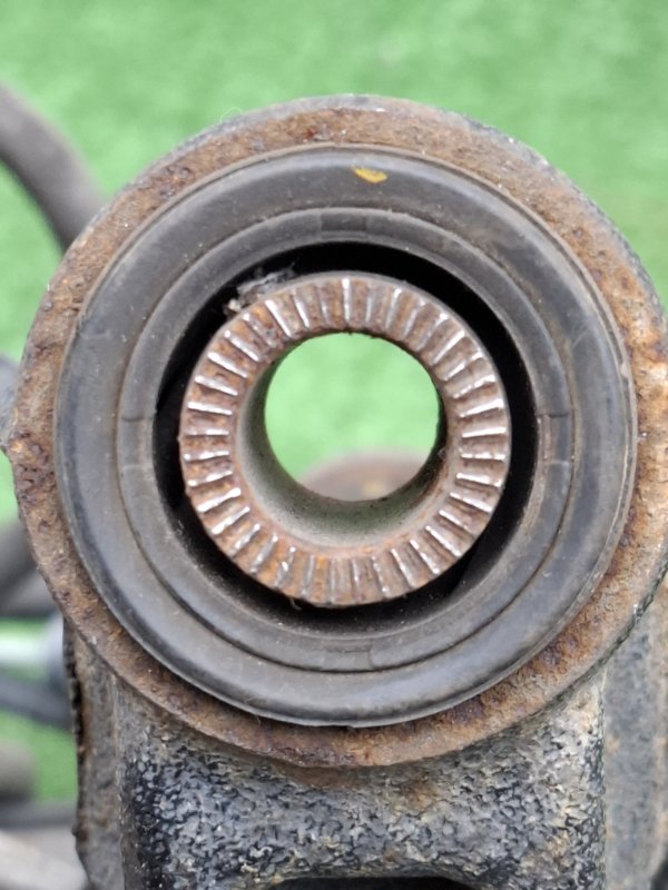 Кулак Toyota Camry 2006 ACV40