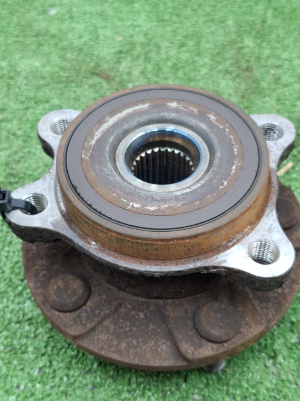 Ступица Toyota AVENSIS 2012 ZRT272