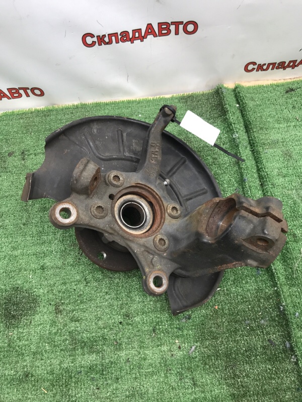 Кулак поворотный VOLKSWAGEN Touran 2011 1T3