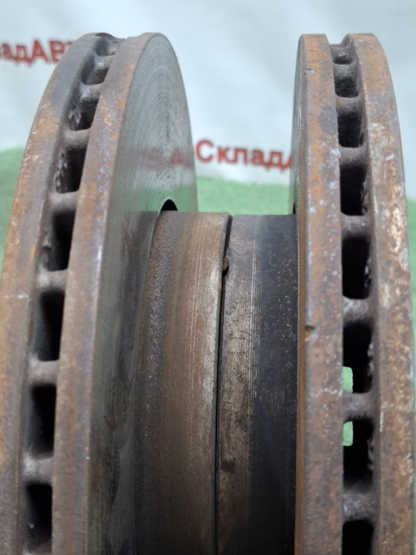 Тормозные диски VOLKSWAGEN Touran 2011 1T3