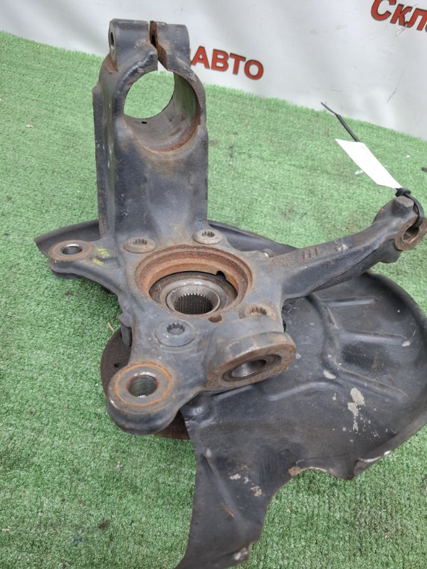 Кулак поворотный VOLKSWAGEN Touran 2011 1T3