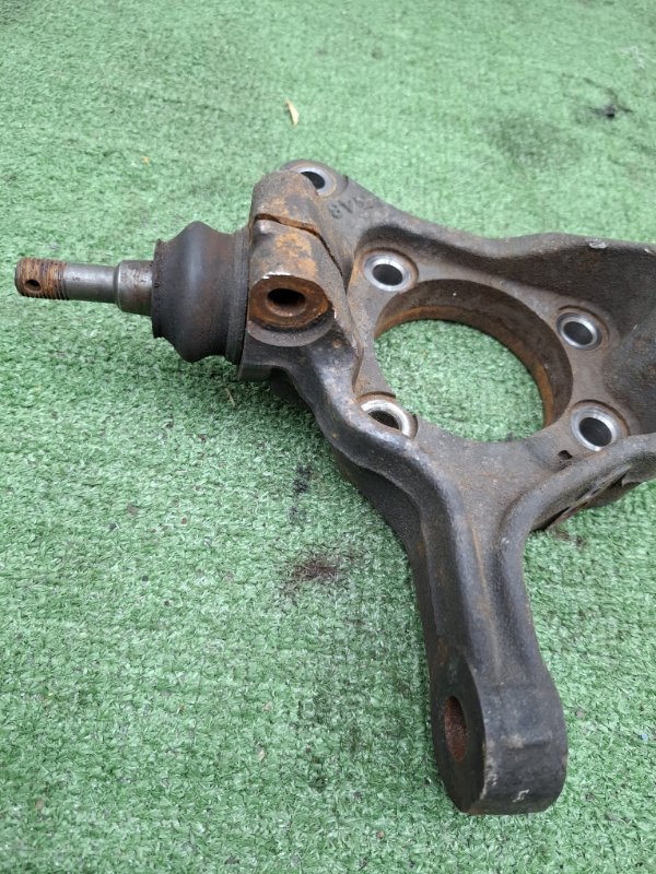 Кулак поворотный Subaru Outback 2013 BRM