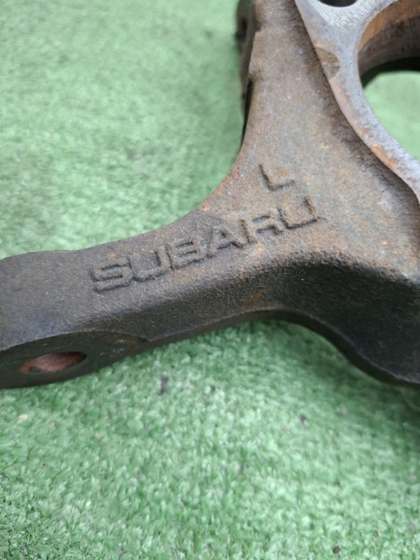 Кулак поворотный Subaru Outback 2013 BRM