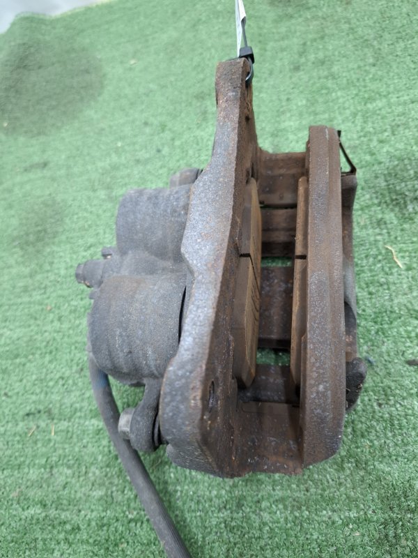 Суппорт тормозной Subaru Outback 2013 BRM