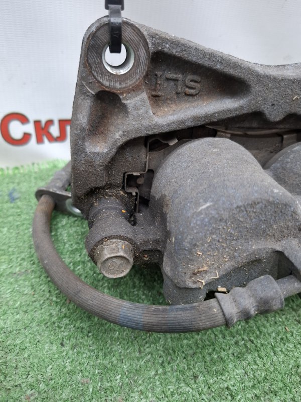 Суппорт тормозной Subaru Outback 2013 BRM