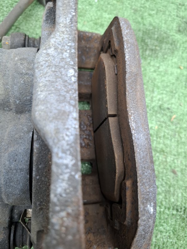 Суппорт тормозной Subaru Outback 2013 BRM