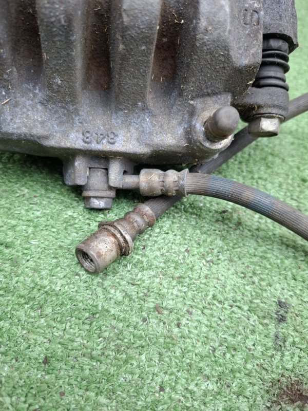 Суппорт тормозной Subaru Outback 2013 BRM