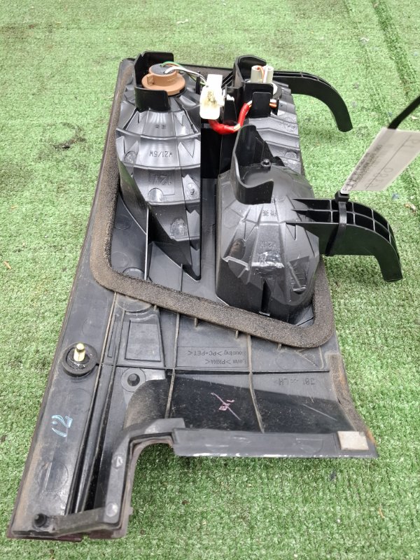 Фонарь внутренний Toyota Estima 2003 ACR40W