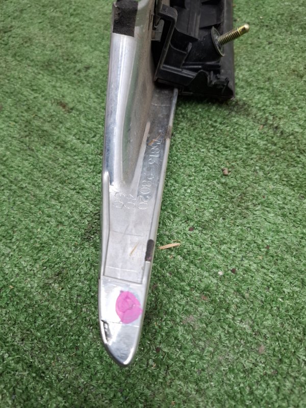 Накладка крышки багажника Toyota Estima 2003 ACR40W