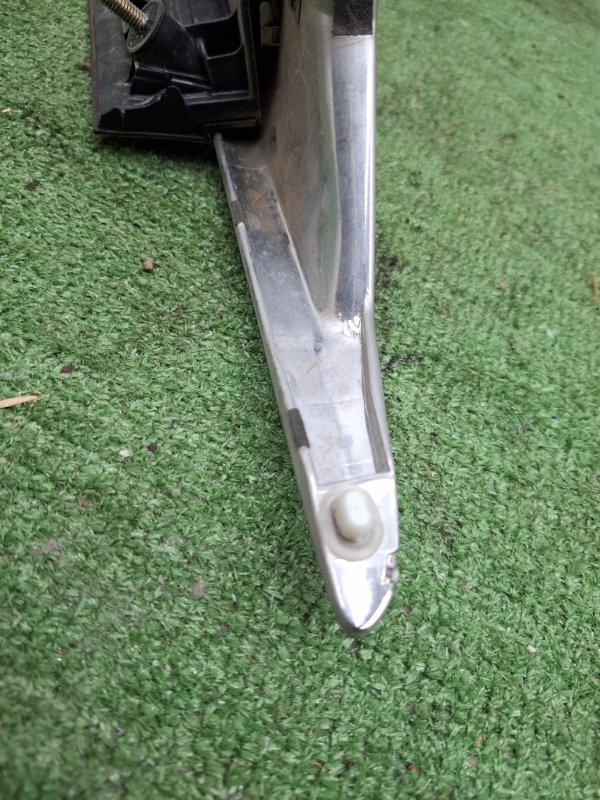 Накладка крышки багажника Toyota Estima 2003 ACR40W