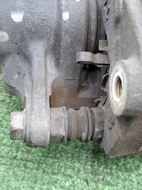 Суппорт тормозной Subaru Outback 2013 BRM