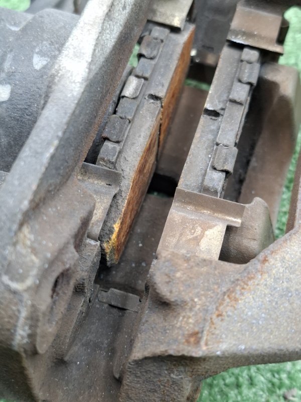 Суппорт тормозной Subaru Outback 2013 BRM