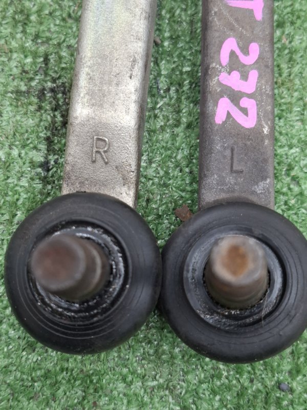 Наконечник рулевой тяги Toyota AVENSIS 2012 ZRT272