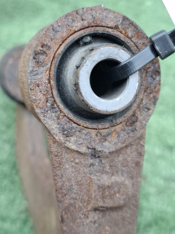 Рычаг подвески верхний Subaru Outback 2013 BRM