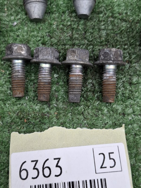 Болт подвески Subaru Outback 2013 BRM