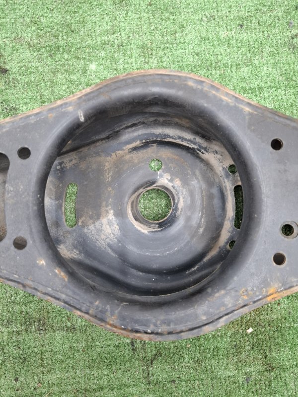 Рычаг подвески нижний VOLKSWAGEN Touran 2011 1T3