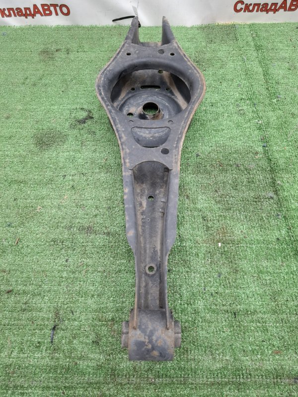 Рычаг подвески нижний VOLKSWAGEN Touran 2011 1T3