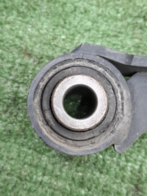 Рычаг подвески верхний VOLKSWAGEN Touran 2011 1T3