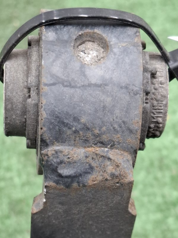 Рычаг подвески верхний VOLKSWAGEN Touran 2011 1T3