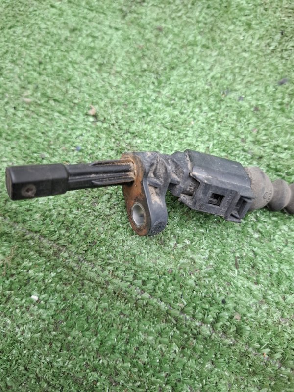 Датчик ABS VOLKSWAGEN Touran 2011 1T3