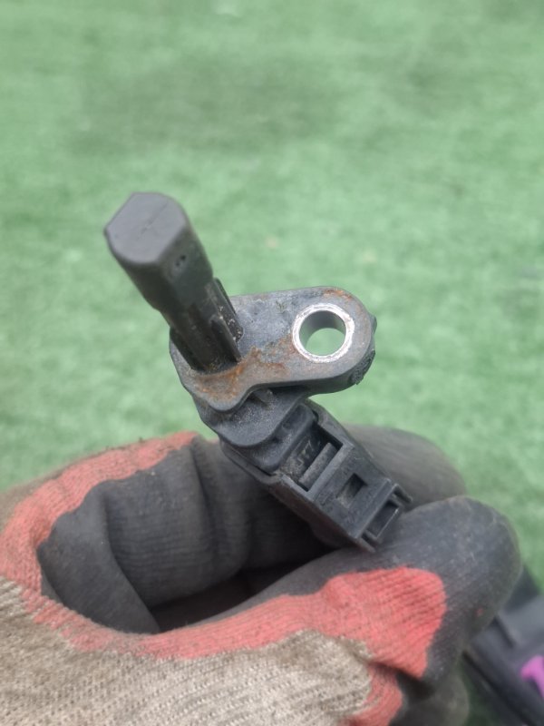 Датчик ABS VOLKSWAGEN Touran 2011 1T3